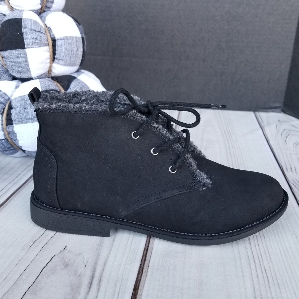 Ankle booties